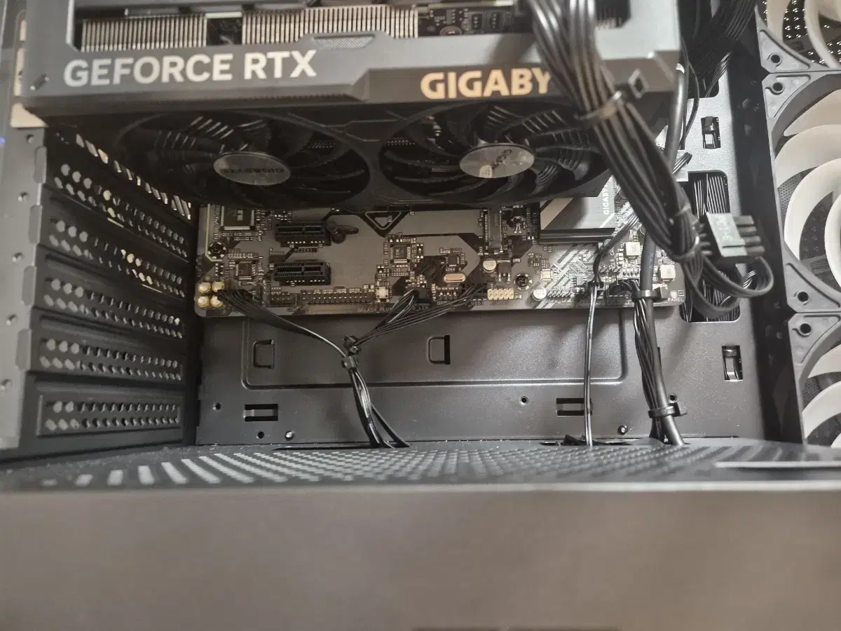 rtx 4060 ti gigabyte